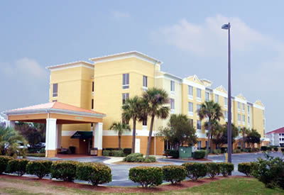 Holiday Inn Express Suites